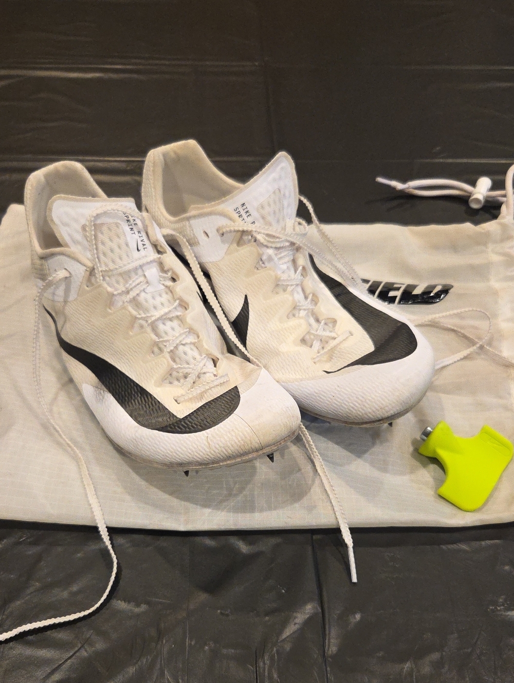 Nike Men's White and Black Track Spikes